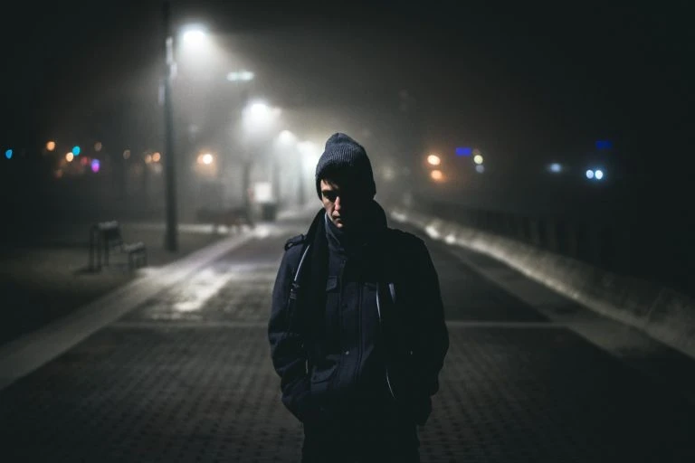 people-2586855_1920